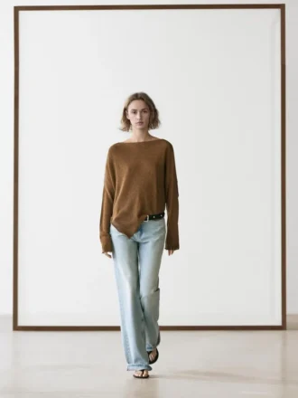 Asymmetrischer Strick-Cape-Pullover Asymmetrischer Strick-Cape-Pullover