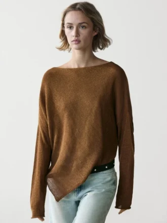 Asymmetrischer Strick-Cape-Pullover Asymmetrischer Strick-Cape-Pullover