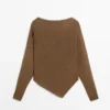 Asymmetrischer Strick-Cape-Pullover Asymmetrischer Strick-Cape-Pullover