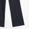 Ausgestellte Jeans mit hoher Taille Ausgestellte Jeans mit hoher Taille