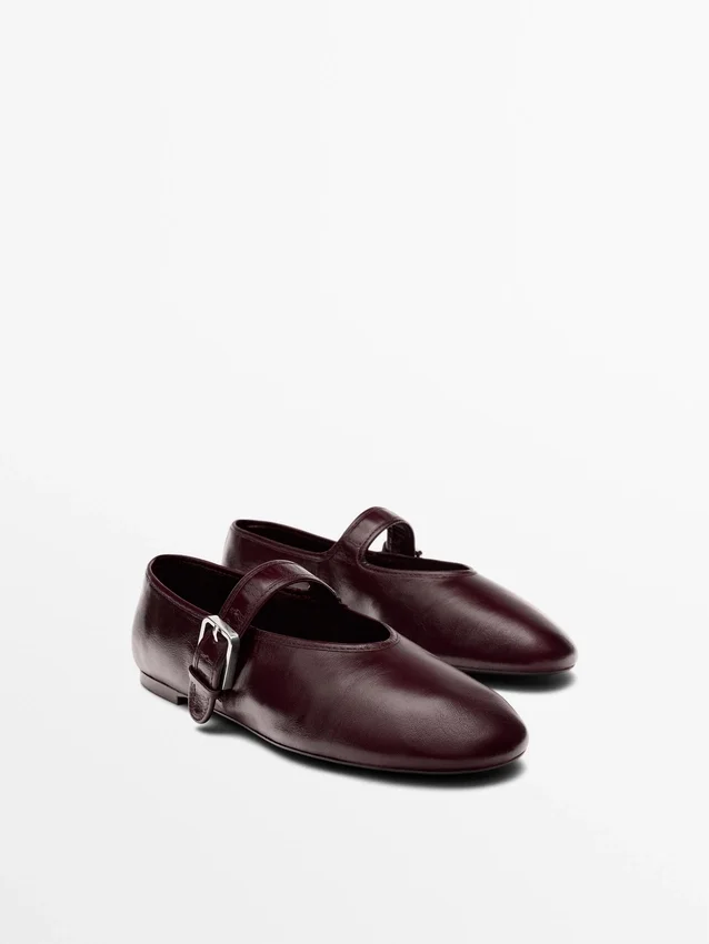 Ballerinas aus geknittertem Leder Ballerinas aus geknittertem Leder
