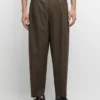 Baumwoll-Hose mit doppelten Abnähern Baumwoll-Hose mit doppelten Abnähern