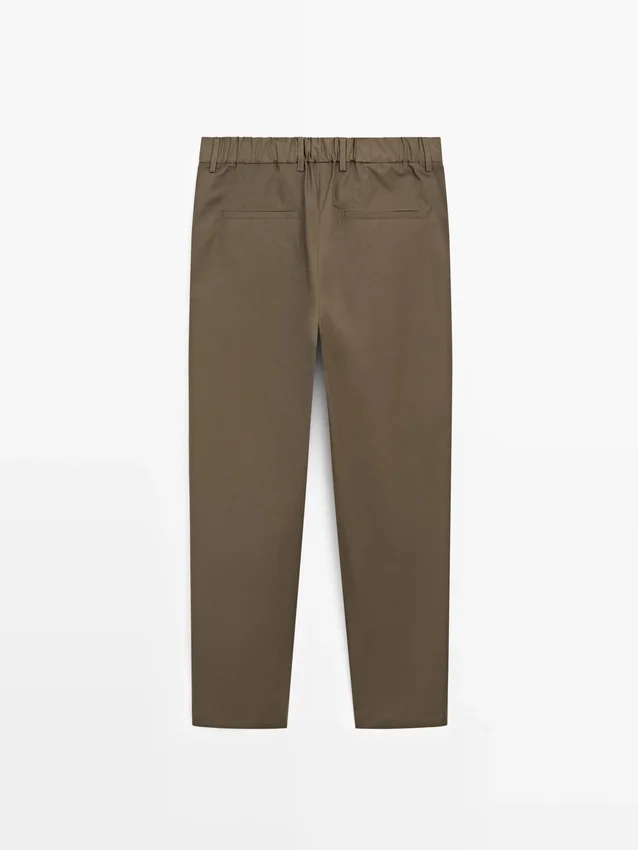 Baumwoll-Hose mit doppelten Abnähern Baumwoll-Hose mit doppelten Abnähern