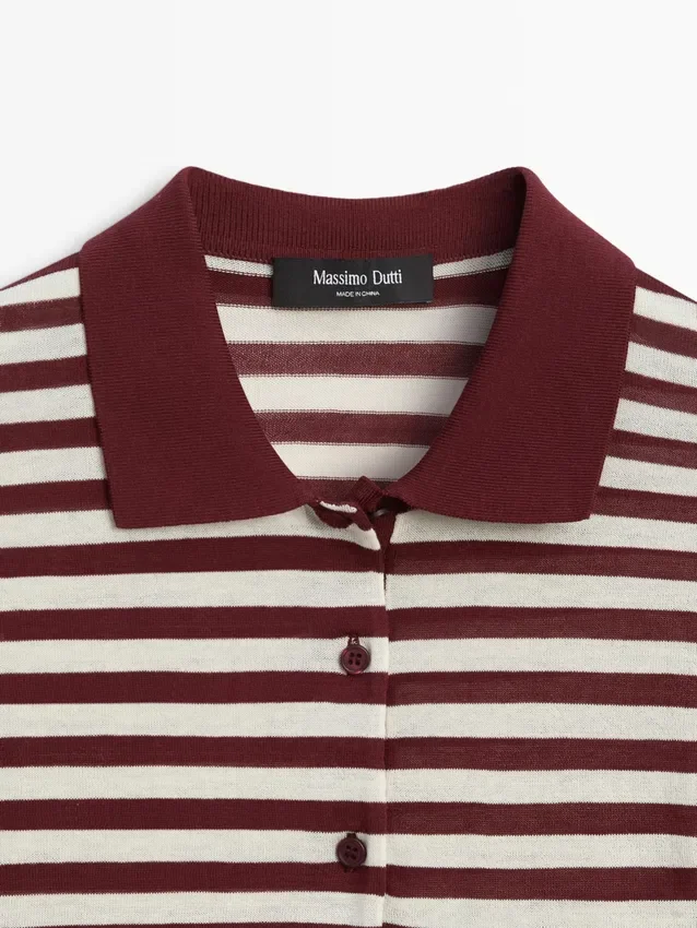 Baumwoll-Poloshirt mit gestreiften Details Baumwoll-Poloshirt mit gestreiften Details