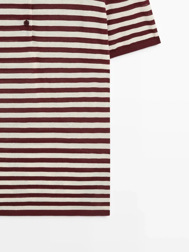 Baumwoll-Poloshirt mit gestreiften Details Baumwoll-Poloshirt mit gestreiften Details