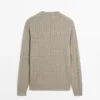 Baumwoll-Pullover mit Zopfmuster Baumwoll-Pullover mit Zopfmuster