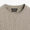 Baumwoll-Pullover mit Zopfmuster Baumwoll-Pullover mit Zopfmuster