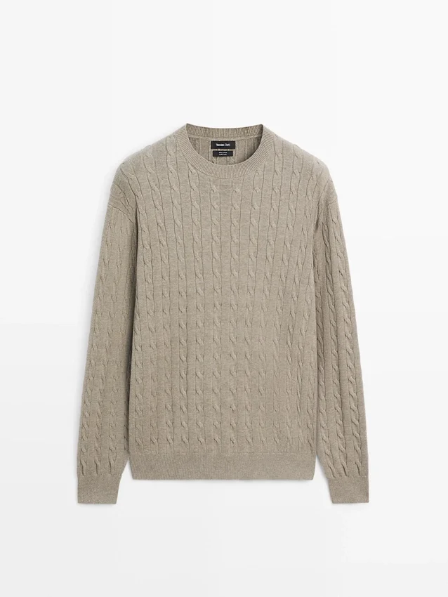 Baumwoll-Pullover mit Zopfmuster Baumwoll-Pullover mit Zopfmuster
