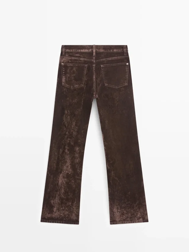 Bootcut-Jeans mit hoher Taille und Flock-Finish Bootcut-Jeans mit hoher Taille und Flock-Finish