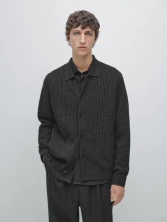 Cardigan aus Baumwoll-Woll-Mischung mit Knöpfen Cardigan aus Baumwoll-Woll-Mischung mit Knöpfen