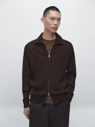 Cardigan aus Baumwolle mit Zopfmuster und Reißverschluss Cardigan aus Baumwolle mit Zopfmuster und Reißverschluss