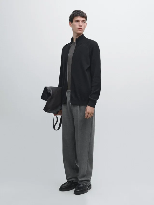 Cardigan aus Baumwollmischung mit Raglanärmeln Cardigan aus Baumwollmischung mit Raglanärmeln