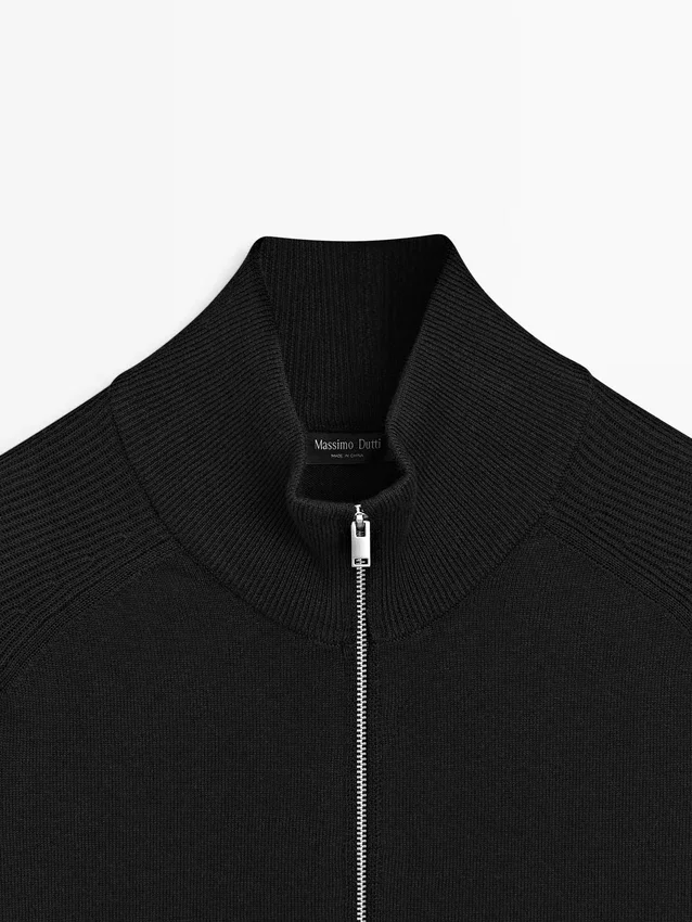 Cardigan aus Baumwollmischung mit Raglanärmeln Cardigan aus Baumwollmischung mit Raglanärmeln