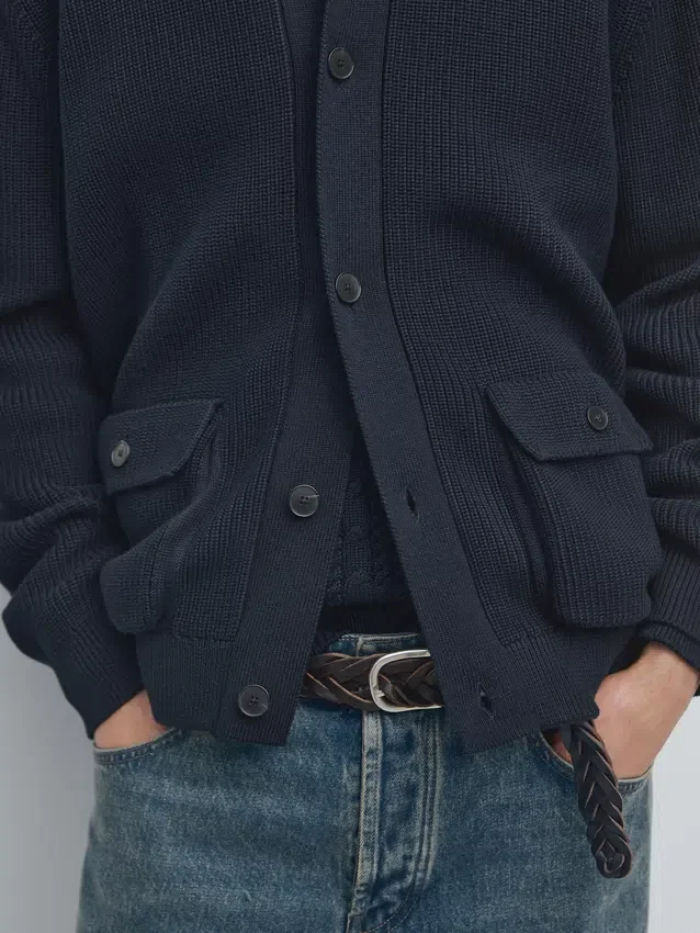Cardigan aus Baumwollstrick mit Taschen Cardigan aus Baumwollstrick mit Taschen