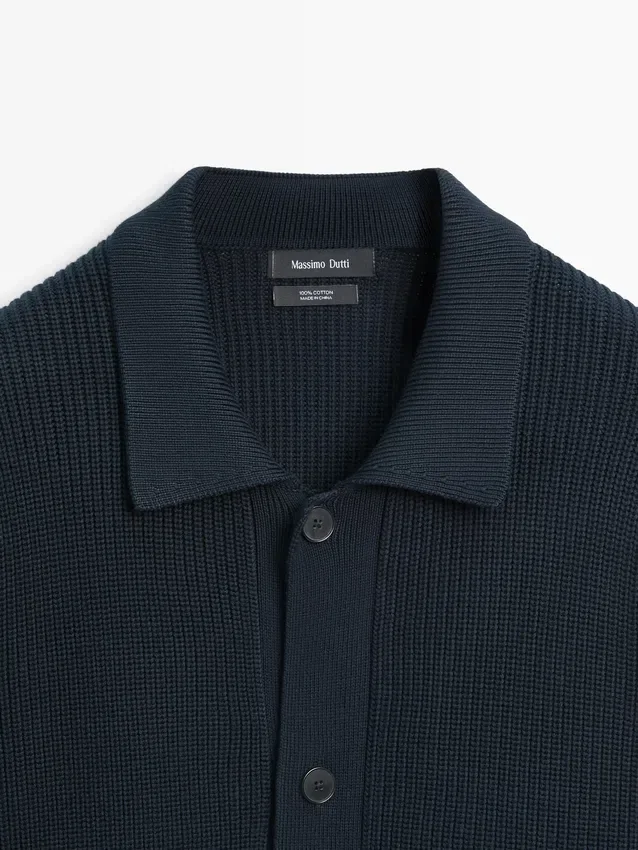 Cardigan aus Baumwollstrick mit Taschen Cardigan aus Baumwollstrick mit Taschen