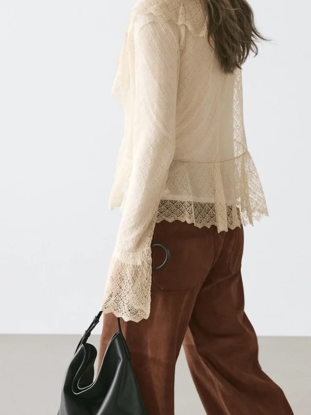 Cardigan aus Leinenmischung mit Rüschendetails Cardigan aus Leinenmischung mit Rüschendetails