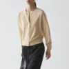 Cardigan aus Wolle mit Rundhalsausschnitt Cardigan aus Wolle mit Rundhalsausschnitt