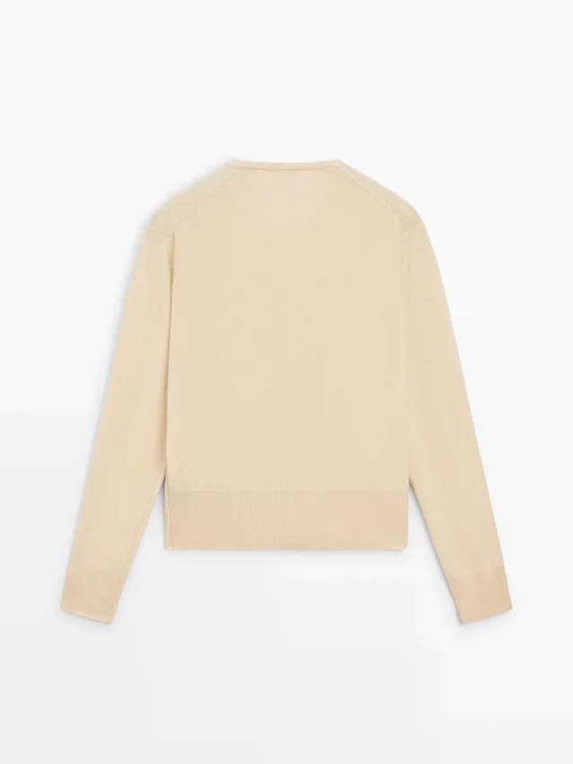 Cardigan aus Wolle mit Rundhalsausschnitt Cardigan aus Wolle mit Rundhalsausschnitt