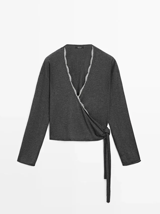 Cardigan im Wickelstil mit Spitzendetails Cardigan im Wickelstil mit Spitzendetails