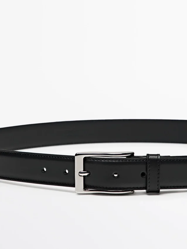 Eleganter Gürtel aus Nappaleder mit Ziernähten Eleganter Gürtel aus Nappaleder mit Ziernähten