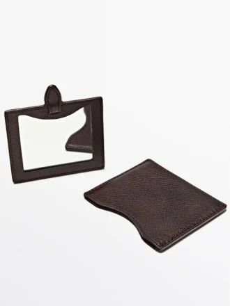 Etui aus Nappaleder mit Spiegel