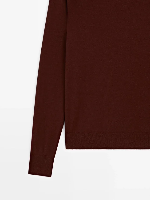 Feinstrick-Pullover mit Rundhalsausschnitt aus 100 % Wolle Feinstrick-Pullover mit Rundhalsausschnitt aus 100 % Wolle