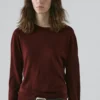 Feinstrick-Pullover mit Rundhalsausschnitt aus 100 % Wolle Feinstrick-Pullover mit Rundhalsausschnitt aus 100 % Wolle