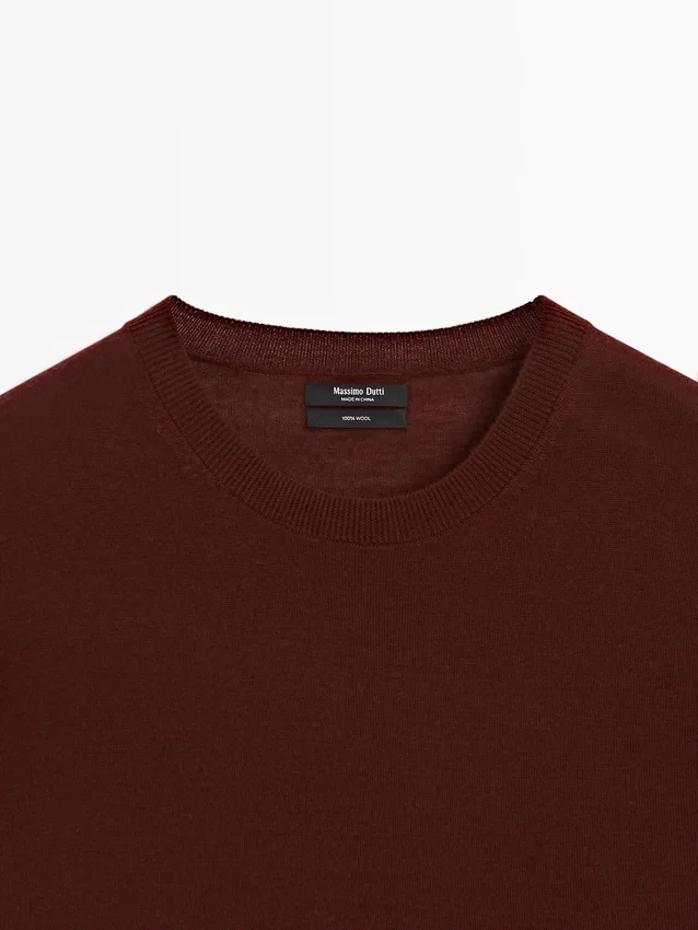 Feinstrick-Pullover mit Rundhalsausschnitt aus 100 % Wolle Feinstrick-Pullover mit Rundhalsausschnitt aus 100 % Wolle
