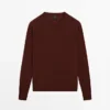 Feinstrick-Pullover mit Rundhalsausschnitt aus 100 % Wolle Feinstrick-Pullover mit Rundhalsausschnitt aus 100 % Wolle