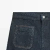 Flare-Fit-Jeans mit hoher Taille und Taschen Flare-Fit-Jeans mit hoher Taille und Taschen