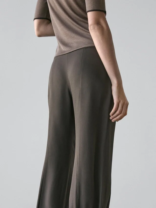 Fließende Sarouel-Hose Fließende Sarouel-Hose