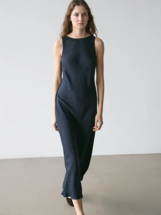 Fließendes Midikleid