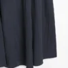 Fließendes Midikleid mit Schnallen Fließendes Midikleid mit Schnallen