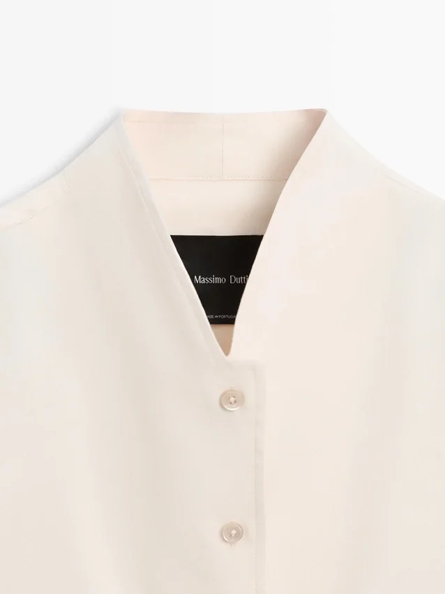Fließendes Overshirt mit Kragen-Detail Fließendes Overshirt mit Kragen-Detail