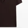 Fließendes T-Shirt mit V-Ausschnitt Fließendes T-Shirt mit V-Ausschnitt