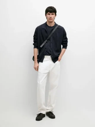 Gerippte Cardigan mit Knöpfen Gerippte Cardigan mit Knöpfen