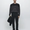 Gestreifter Pullover mit Rundhalsausschnitt Gestreifter Pullover mit Rundhalsausschnitt