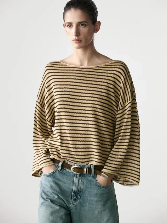 Gestreifter Strickpullover aus 100 % Baumwolle Gestreifter Strickpullover aus 100 % Baumwolle