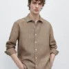 Gestreiftes Hemd aus 100 % Leinen Gestreiftes Hemd aus 100 % Leinen