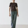 Gestreiftes Kurzarm-T-Shirt mit U-Boot-Ausschnitt Gestreiftes Kurzarm-T-Shirt mit U-Boot-Ausschnitt