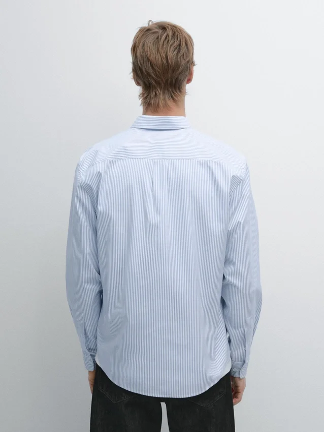 Hemd aus 100 % Baumwolle Hemd aus 100 % Baumwolle