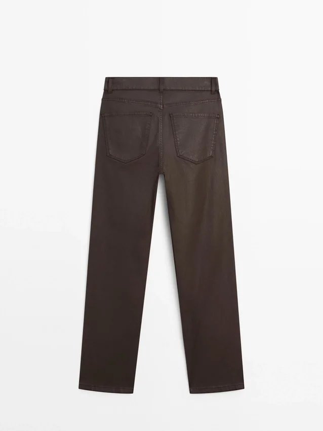 Hoch taillierte, gerade geschnittene, gewachste Hose Hoch taillierte, gerade geschnittene, gewachste Hose