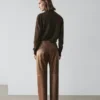 Hose aus glänzendem Nappaleder Hose aus glänzendem Nappaleder