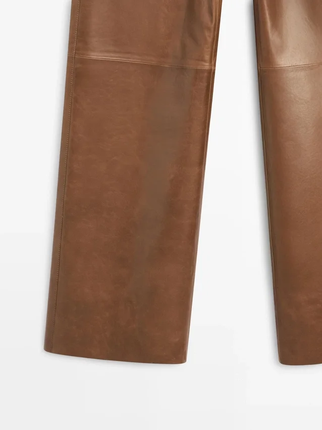 Hose aus glänzendem Nappaleder Hose aus glänzendem Nappaleder