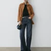 Jeans mit hoher Taille und weitem Bein Jeans mit hoher Taille und weitem Bein