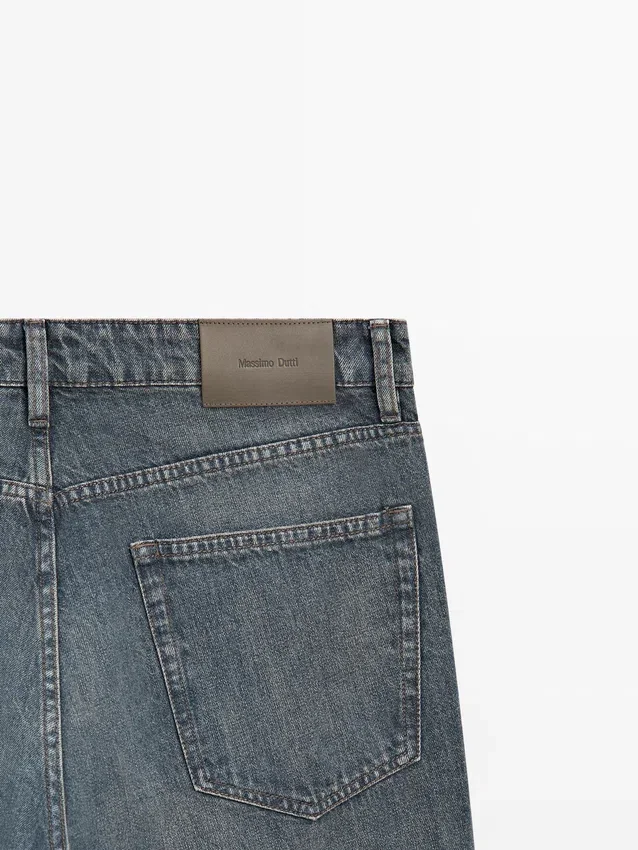 Jeans mit konischer Passform Jeans mit konischer Passform