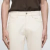 Jeans mit konischer Passform Jeans mit konischer Passform
