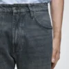 Jeans mit konischer Passform Jeans mit konischer Passform