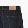 Jeans mit lockerer Passform Jeans mit lockerer Passform
