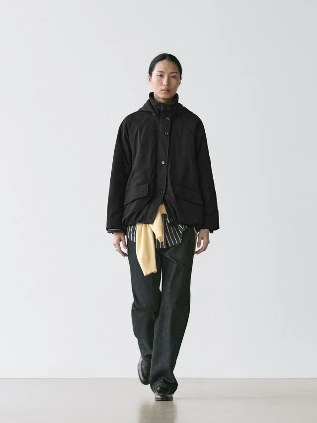 Langer Parka aus Funktionsstoff Langer Parka aus Funktionsstoff